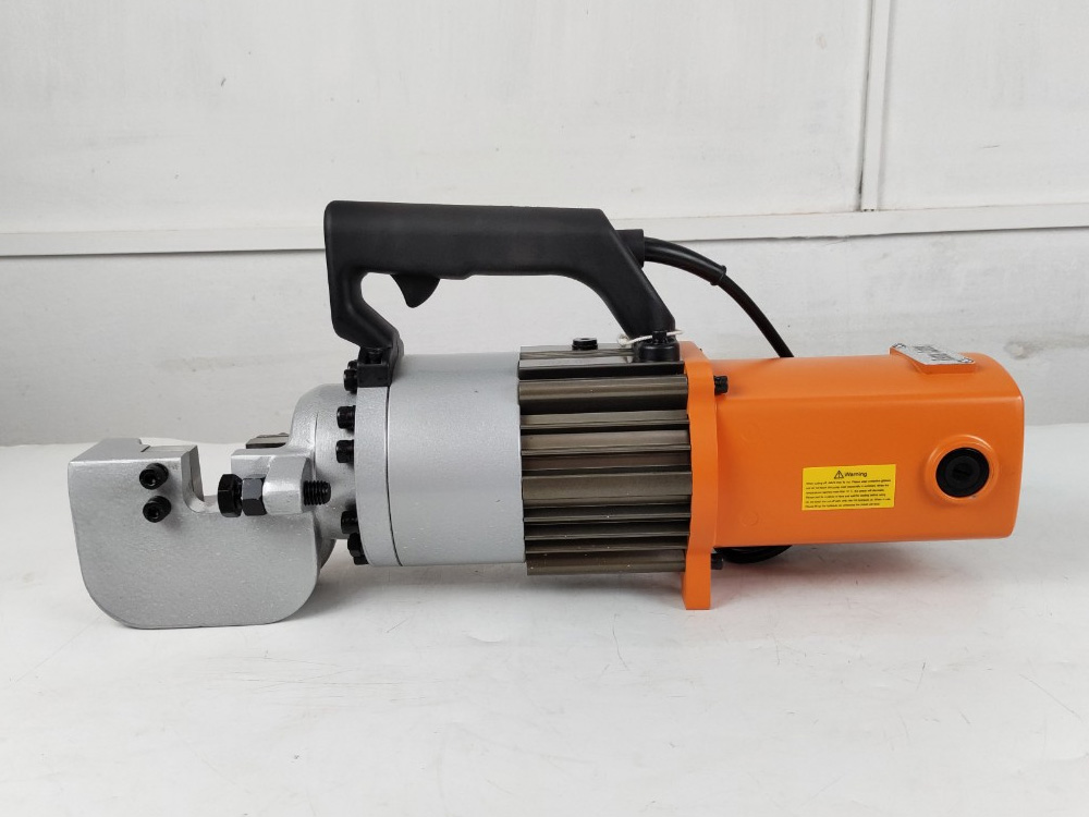 Máy uốn thủy lực cầm tay Đông Phong C22/220V