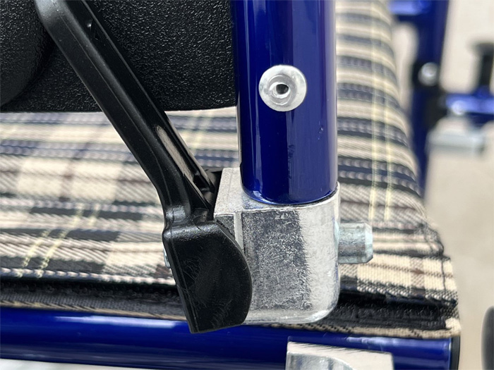 Xe lăn tay khung nhôm cao cấp GBM-027 (SYIV100-ALK903L)