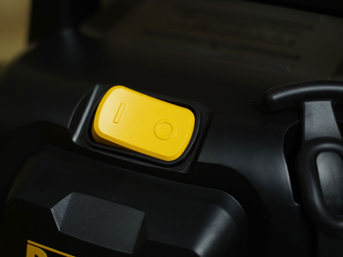 Máy hút bụi 3 chức năng ướt/khô/thổi Dewalt DXV23P - 23 lít