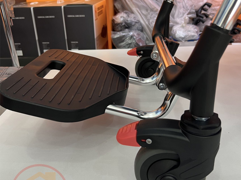 Xe lăn đa năng hợp kim nhôm GBM-018 (ghế bô KDB699BLP12)