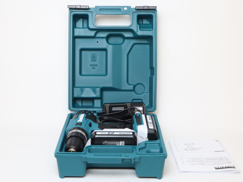 Máy khoan pin 18V kèm phụ kiện Makita HP488D002