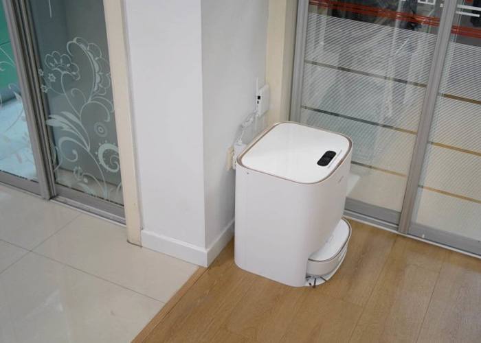 Robot hút bụi lau nhà Xiaomi Dreame Bot W10 Pro - META.vn
