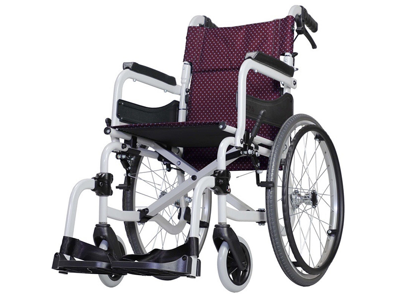 Xe lăn Karma Soma 215 (SM-150.5/SM-250.5)