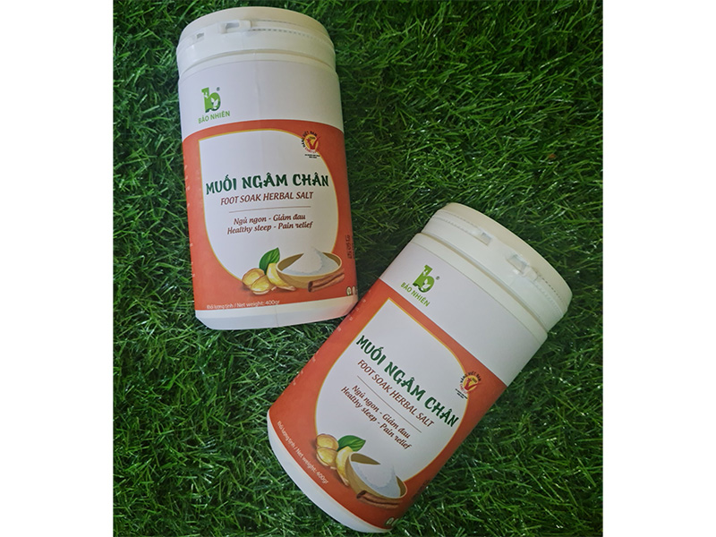 Bộ 2 hộp muối ngâm chân Bảo Nhiên (400g x 2 hộp)