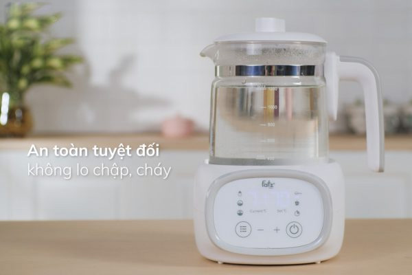 Máy đun và hâm nước pha sữa điện tử Quick 9 Fatzbaby FB3526TN