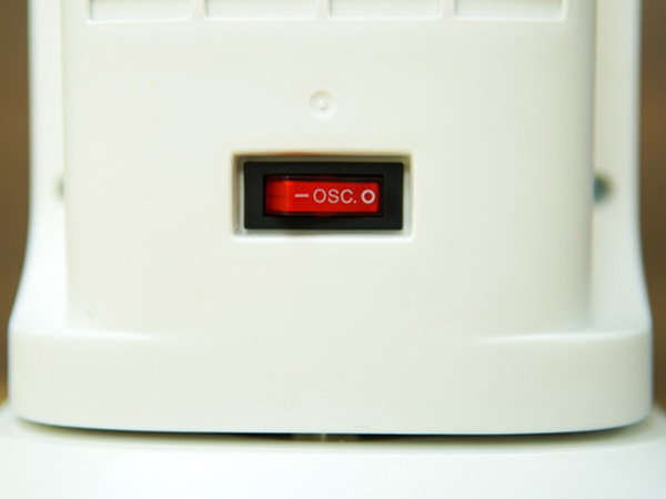 Quạt sưởi gốm để bàn FujiHome FH1000