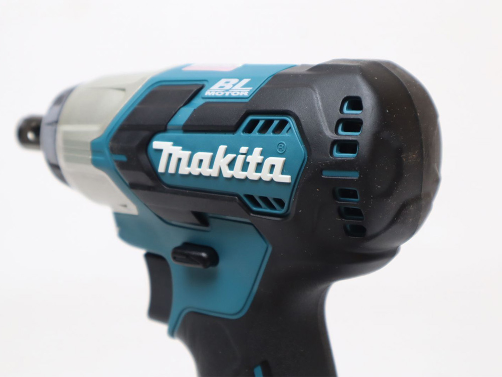 Máy siết bu lông dùng pin 12V Makita TW161DZ (Chưa kèm pin, sạc)