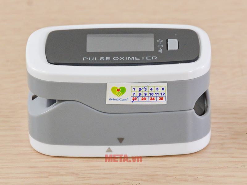 Máy đo nồng độ oxy bão hòa trong máu SpO2 iMediCare iOM-A6