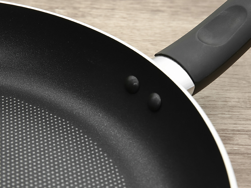 Chảo chiên chống dính Tefal Only Cook 28cm G1640695