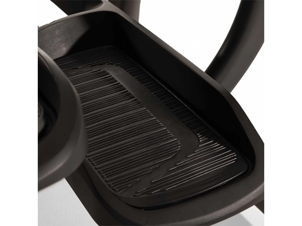 Máy tập liên hoàn Matrix E50 XIR