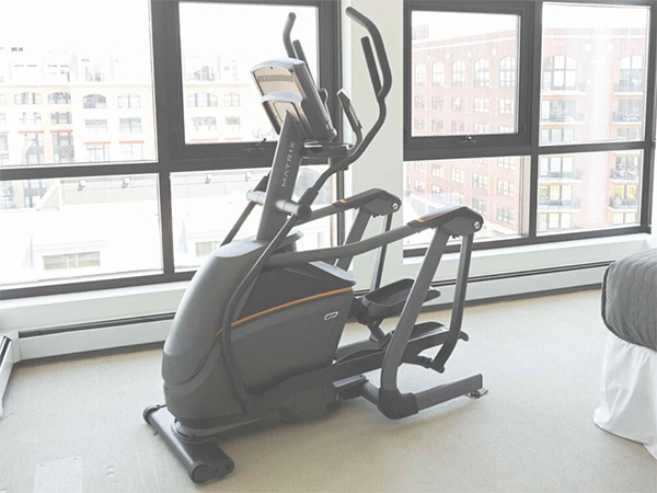 Máy tập liên hoàn Matrix E50 XIR