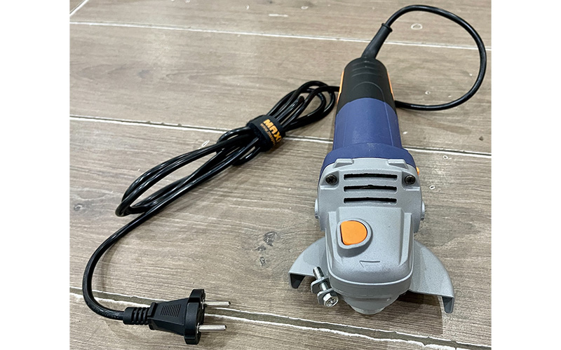 Máy mài góc 950W Maxpro MPAG 950/100 (Công tắc hông)