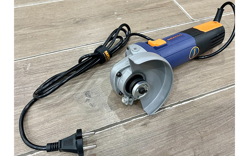 Máy mài góc 950W Maxpro MPAG 950/100 (Công tắc hông)