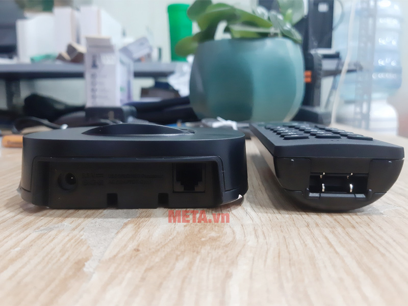 Điện thoại bàn Panasonic KX-TGC310 (Kỹ thuật số không dây)