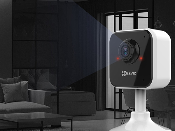 Camera IP wifi 1080P Ezviz CS-C1HC (D0-1D2WFR)