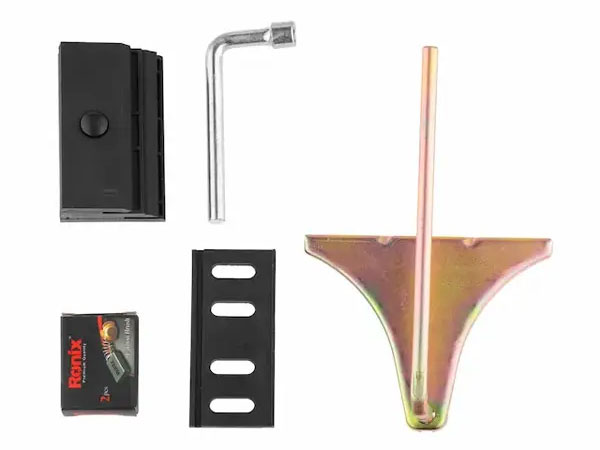 Máy bào gỗ 82mm Ronix 9211