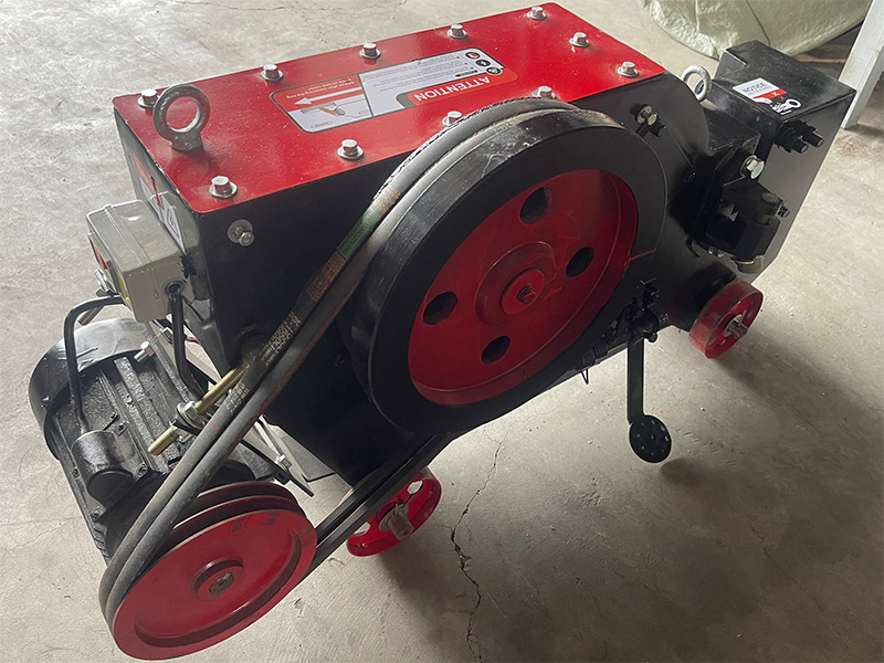 Máy cắt sắt TCVN - GQ40