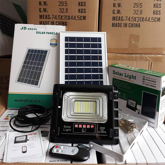 Đèn pha led năng lượng mặt trời JD-8825L (25W)