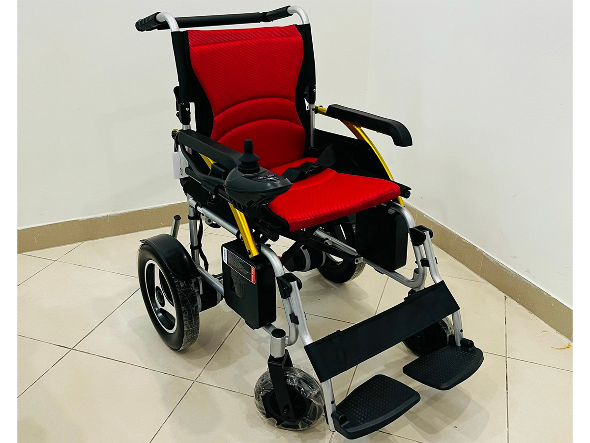 Xe lăn điện Lucass X22