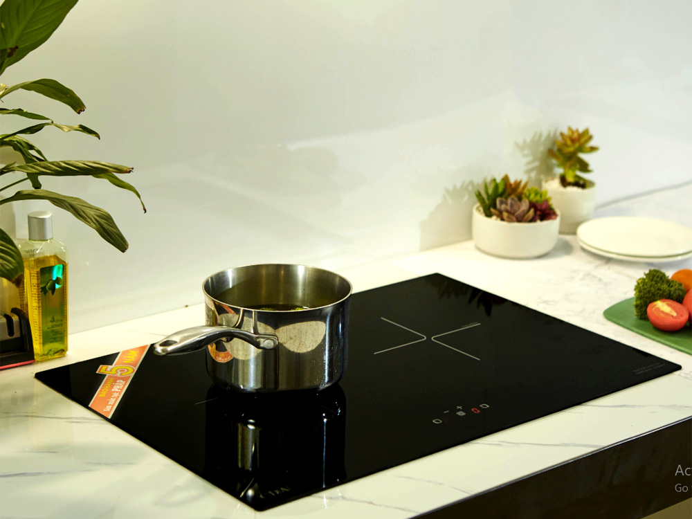 Bếp từ CDA nhập khẩu Pháp HN6542