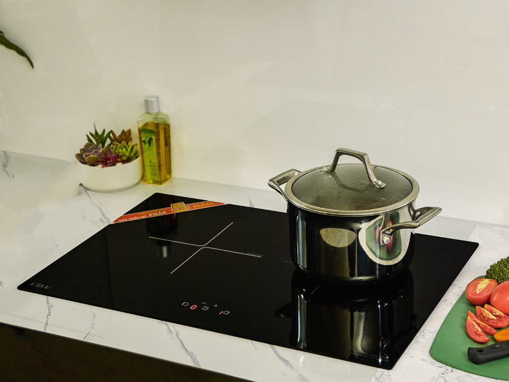 Bếp từ CDA nhập khẩu Pháp HN6542