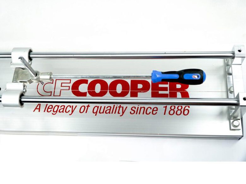 Bàn cắt gạch bằng tay 1200mm CFCooper C1200F