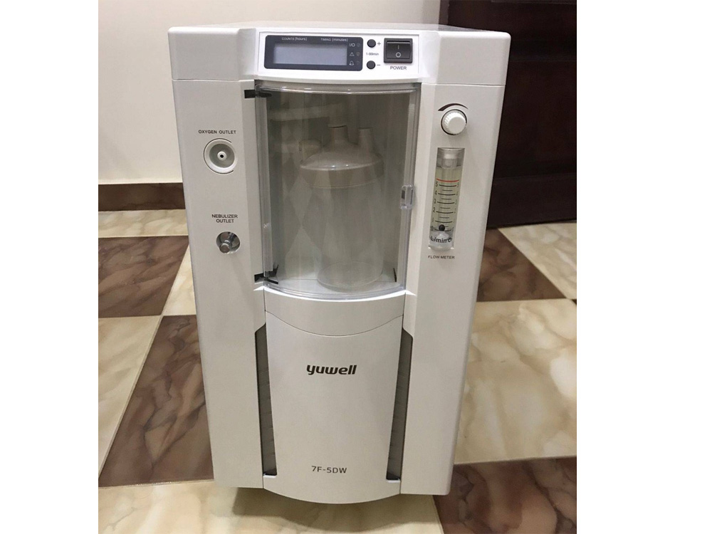 Máy tạo oxy 5 lít Yuwell 7F-6W (7F-5DW)