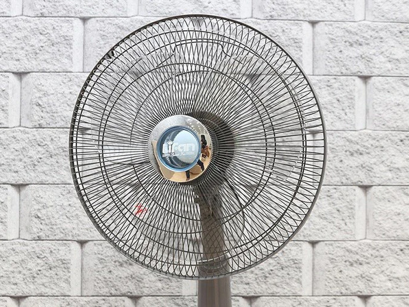 Quạt lửng Lifan QL-216RC