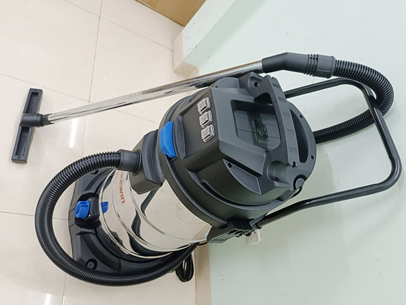 Máy hút bụi công nghiệp Kewin KN103S (100 lít, 3 Motor)