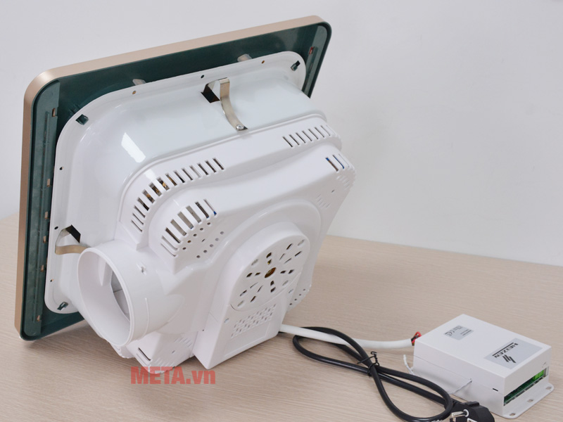 Đèn sưởi nhà tắm 4 bóng âm trần LED HE9 (Điều khiển từ xa)