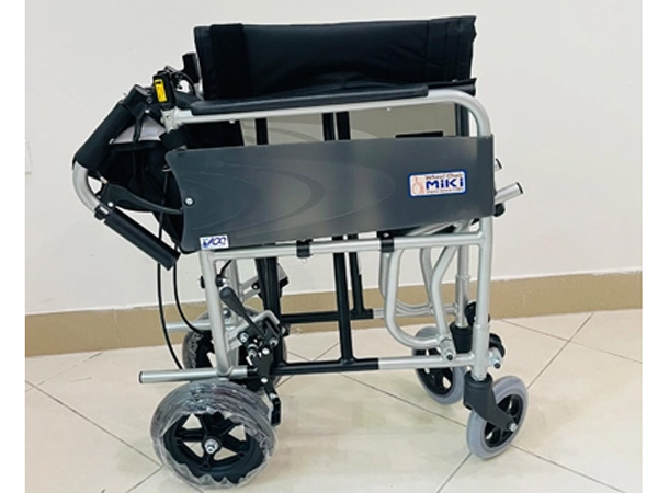 Xe lăn Miki TV-1 siêu nhỏ nhẹ
