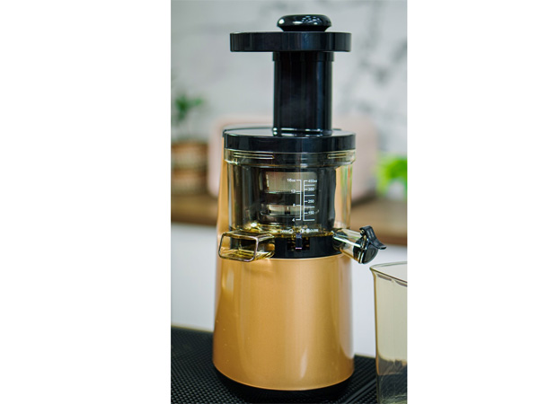 Máy ép chậm Promix SJ-06