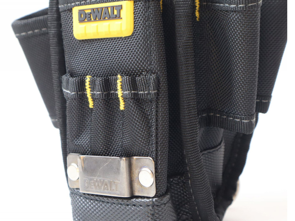 Túi đựng máy khoan pin và phụ kiện Dewalt DWST83482-1 (280 x 130 x 110 mm)