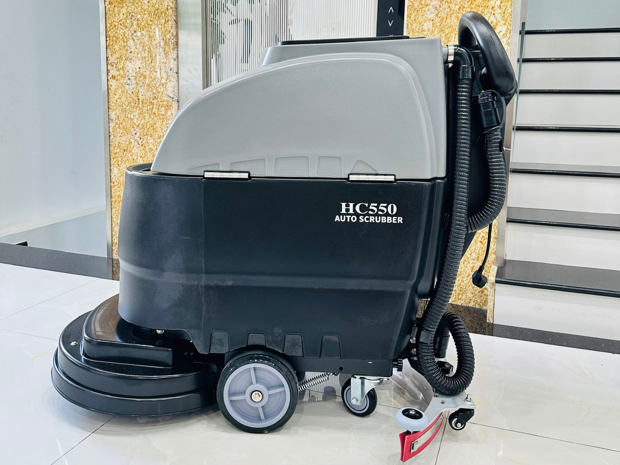 Máy chà sàn liên hợp HiClean HC550