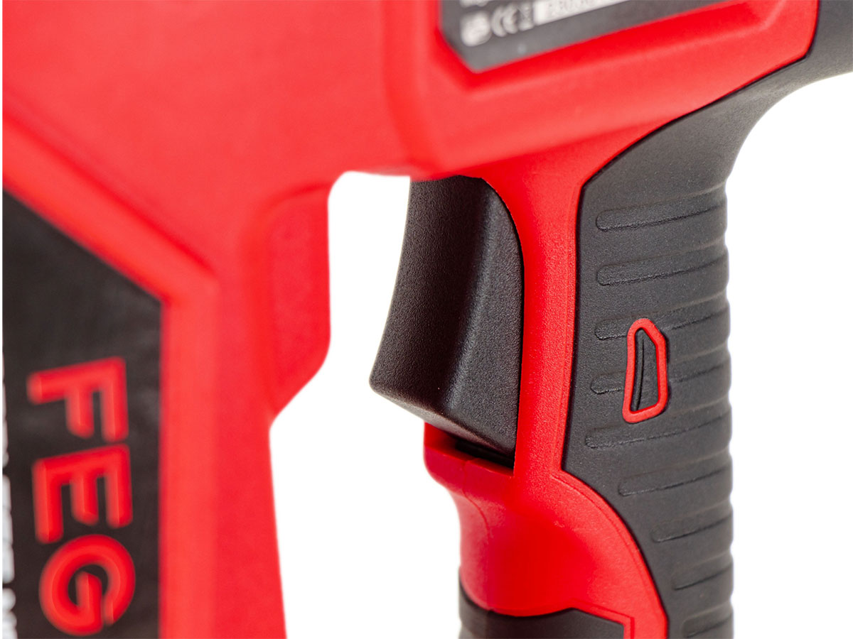 Súng bắn đinh thẳng 30mm FEG EG-21CNA