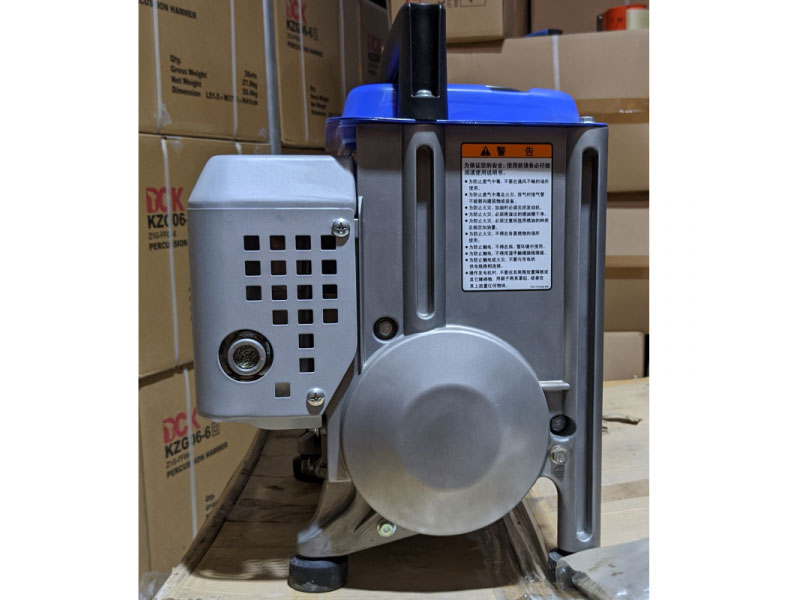 Máy phát điện chạy xăng YAMAHA EF1000FW (0.7/0.8 KVA)