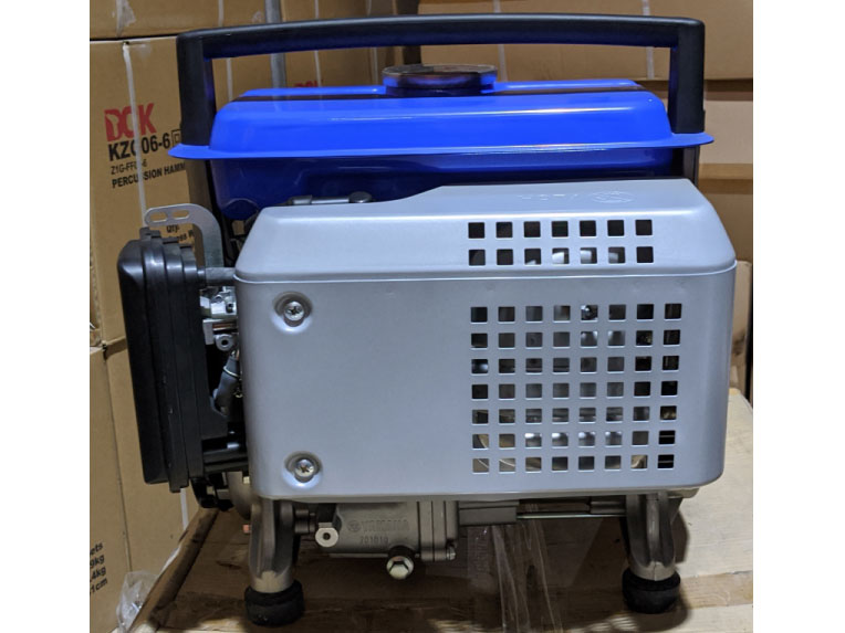 Máy phát điện chạy xăng YAMAHA EF1000FW (0.7/0.8 KVA)