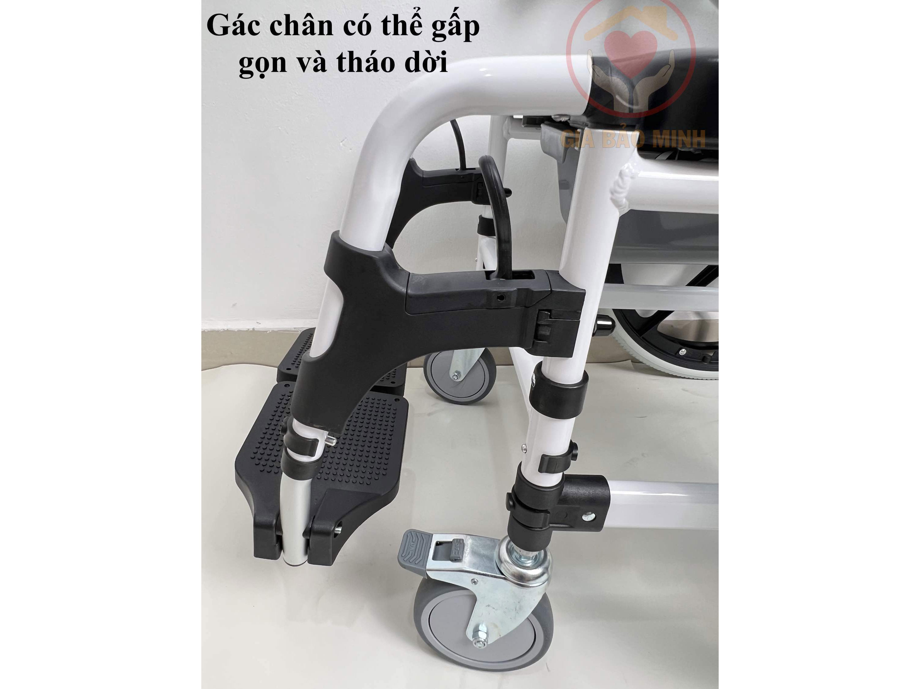 Xe lăn đa năng GBM-020