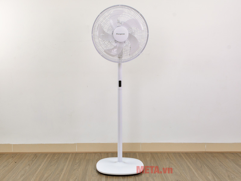 Quạt đứng Kangaroo KG726 có điều khiển từ xa