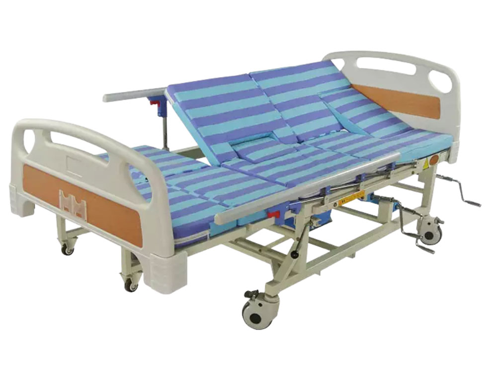 Giường y tế 4 tay quay Hachimed B03-III