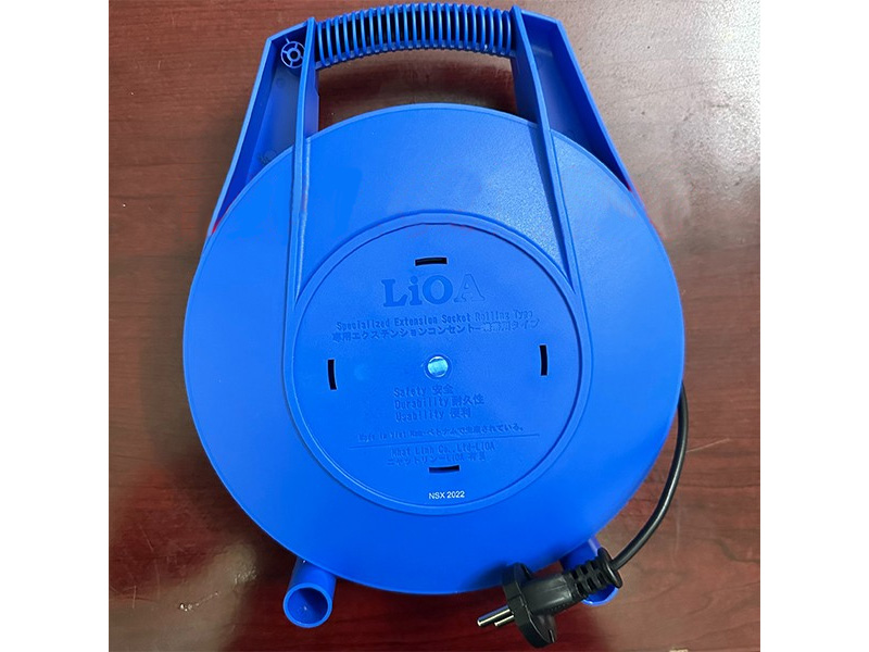 Ổ cắm kéo dài xách tay LiOA XTD10-2-15A (cuộn dây kín 10m, 2 lõi)