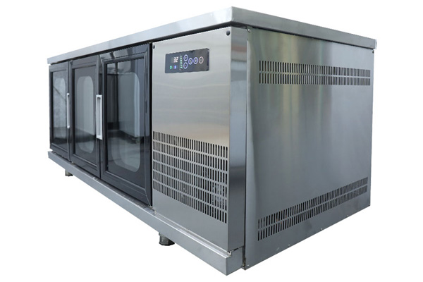 Tủ bàn lạnh cánh kính Fushima 1,8m quạt gió FSMDL-BLCKQ 1.8