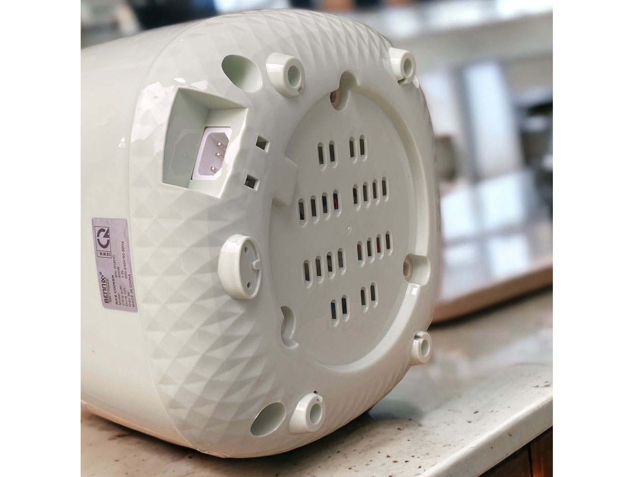 Nồi cơm điện Bennix BN-012HC 1.2 lít