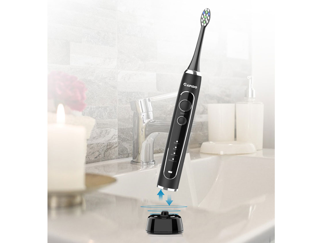 Bàn chải điện Rapido RST-15WB (Đế sạc - hộp đựng thời trang)