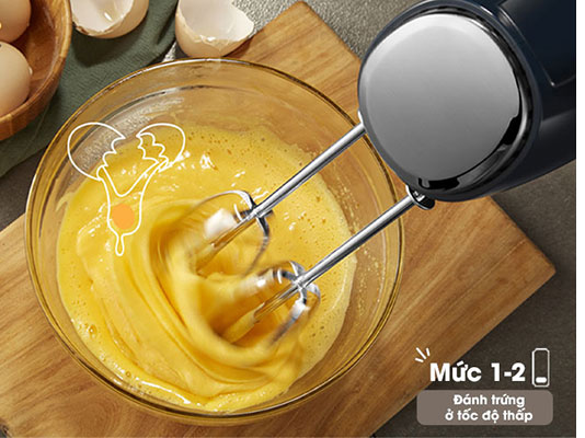 Máy đánh trứng trộn bột cầm tay Bear HM-B01V1