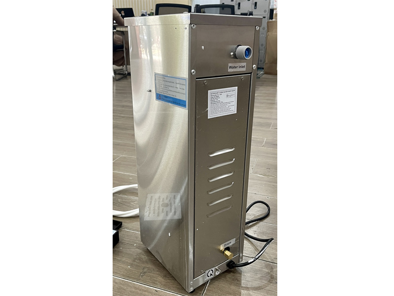 Máy đun nước nóng siêu tốc Yubann YB30L