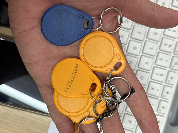 Nút tuần tra cảm ứng G/DS-D03 (Thẻ cảm ứng 125KHz dày 4.2mm, phi 40mm)