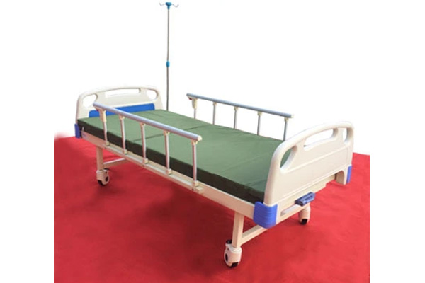 Giường bệnh nhân 1 tay quay kín Lucass GB-C1 (GB-1A)