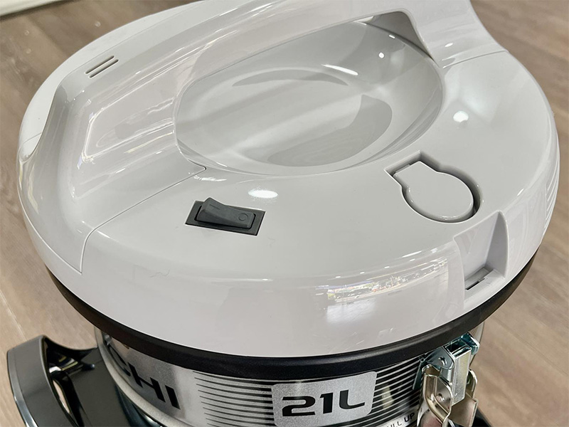 Máy hút bụi Hitachi CV-960F