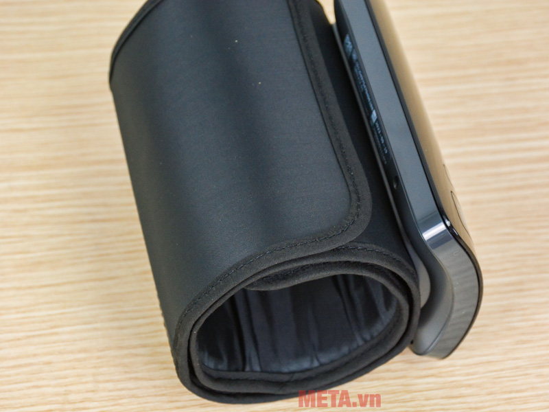 Máy đo huyết áp tự động không dây Omron HEM-7600T